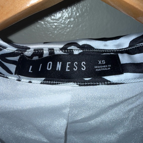 LIONESS - MIRROR IMAGE MINI DRESS IN ZEBRA - Picture 4 of 14